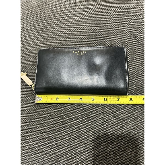Radley London Women’s Long Black Leather Wallet - Picture 15 of 16